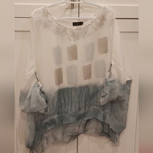 Goa oversized airy top.